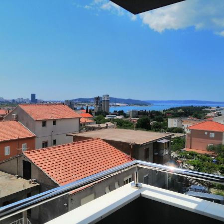 Luxury Apartment Queen Solin Exterior foto