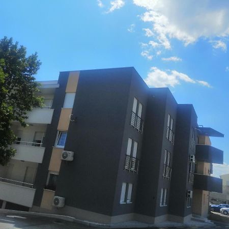 Luxury Apartment Queen Solin Exterior foto