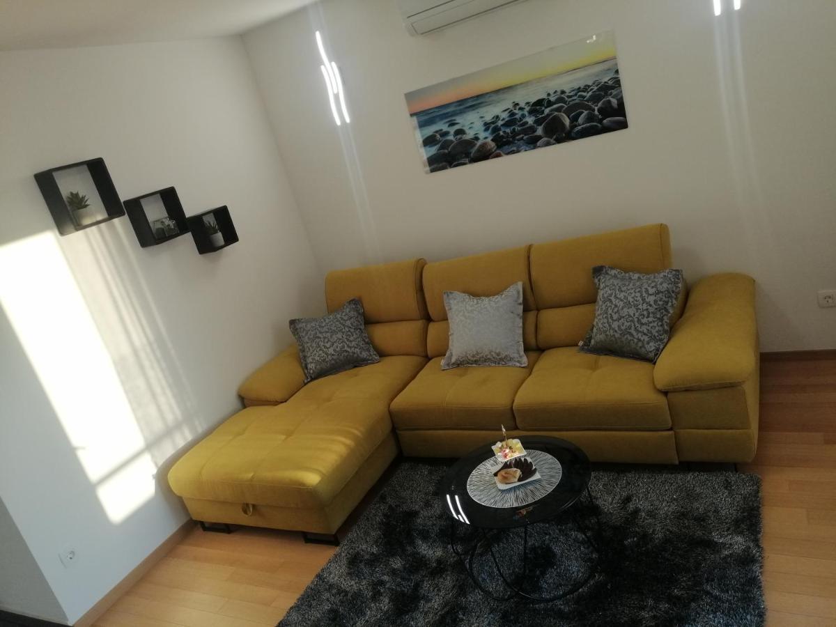 Luxury Apartment Queen Solin Exterior foto