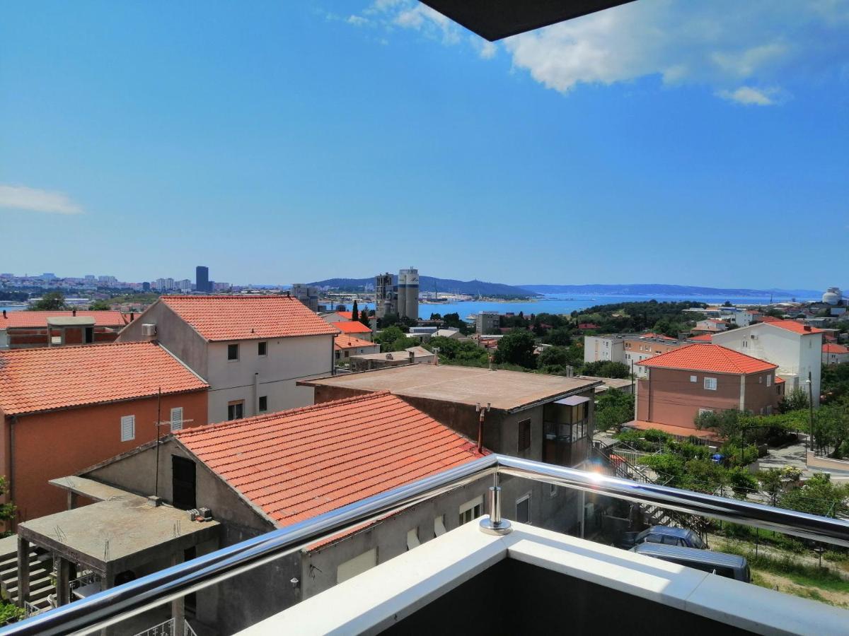 Luxury Apartment Queen Solin Exterior foto
